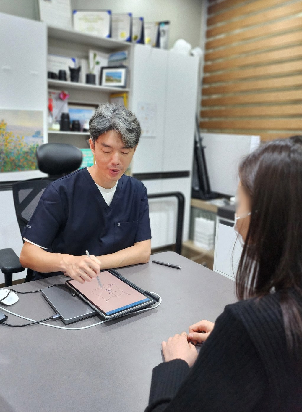 본문 내용을 보조하는 이미지